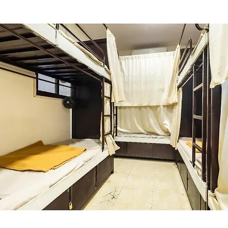 Hostel Goldenstar Deluxe *