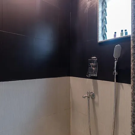 Soho Nest 4-bedrooms Spacez Wooden House Villa *