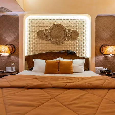 Soho Nest 4-bedrooms Spacez Wooden House Villa