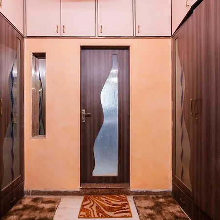 Soho Nest 4-bedrooms Spacez Wooden House *