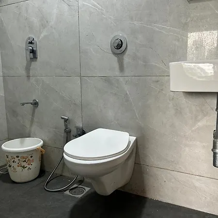 Apartment Zenith Service - Entire 2bhk Near Airport And Iit Powai Mumbai