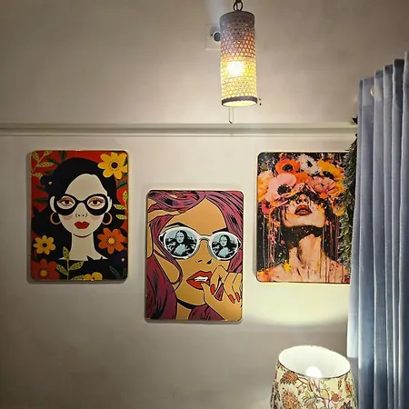 Retro Bandra - Cozy Comfort In A Heritage Village Mumbai