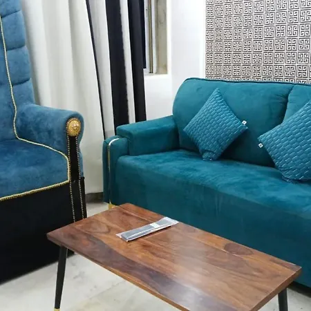 Ivy Nest, Private 1 Bhk In Lokhandwala, Andheri Apartment Mumbai