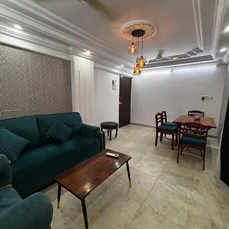 Ivy Nest, Private 1 Bhk In Lokhandwala, Andheri Apartment *