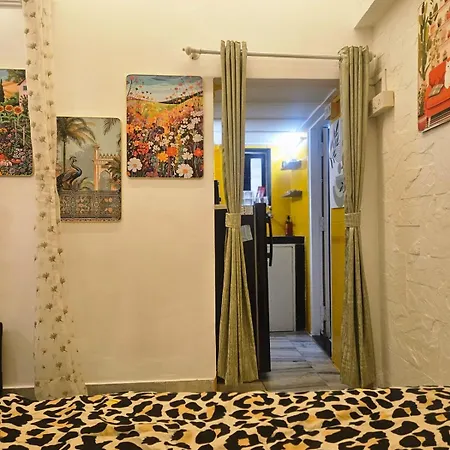 Apartment The Pali Den A Whisper Of Pali Village, Bandra Mumbai