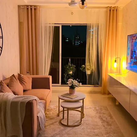 Apartment Veera Desai Road *