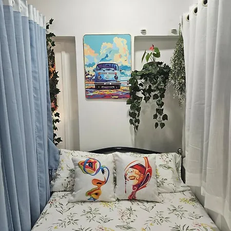 Apartment Retro Bandra - Cozy Comfort In A Heritage Village *