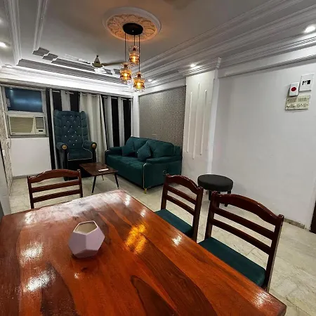 Ivy Nest, Private 1 Bhk In Lokhandwala, Andheri Apartment Mumbai