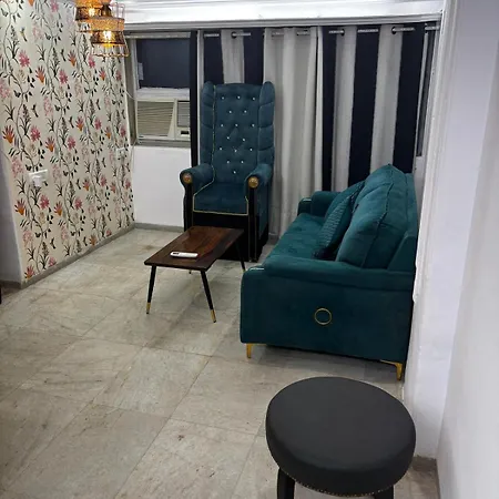 Apartment Ivy Nest, Private 1 Bhk In Lokhandwala, Andheri *