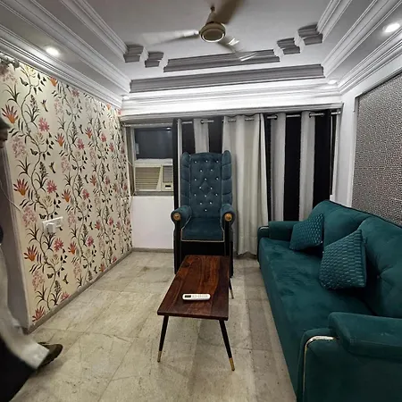 Apartment Ivy Nest, Private 1 Bhk In Lokhandwala, Andheri *