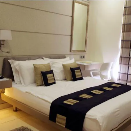 Residency Hotel 3*