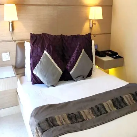 Residency 3* Mumbai