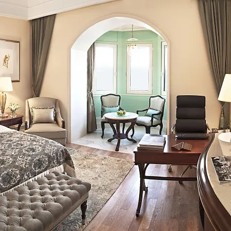 Taj Mahal Tower, 5*