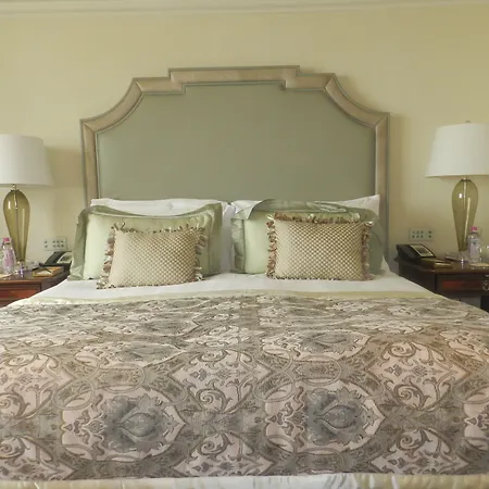 Hotel Taj Mahal Tower, 5*