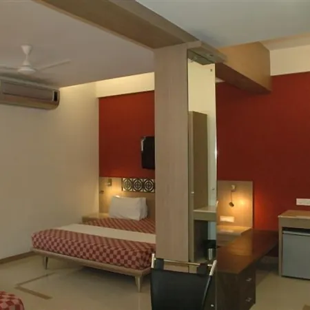 Unicontinental 2* Mumbai