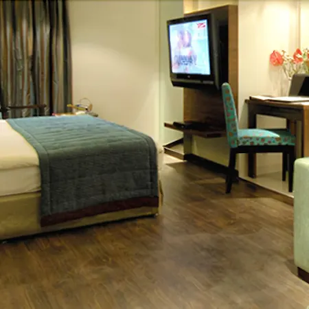 Ramee Guestline Dadar 4*