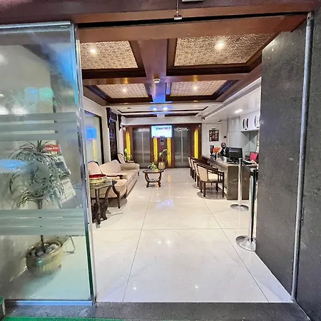 Hotel Ramee Guestline Dadar