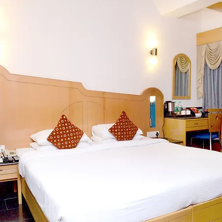 Hotel Ramee Guestline Khar Mumbai