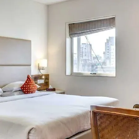 Hotel Ramee Guestline Khar 3*