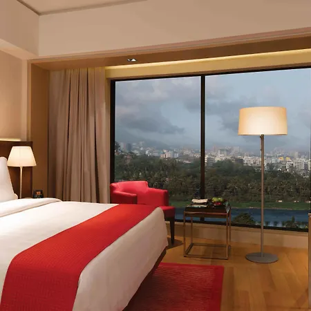 Trident Bandra Kurla 5*