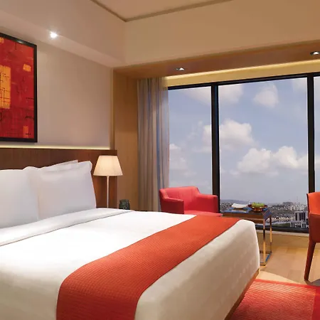 Trident Bandra Kurla Hotel 5*