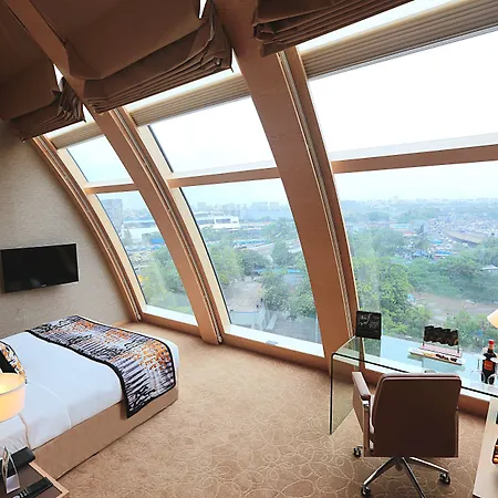 Hotel Sahara Star 5*