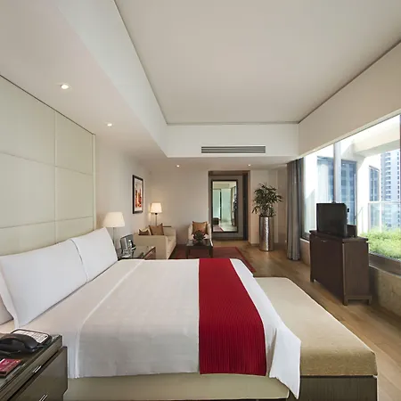 Trident Bandra Kurla Hotel 5*
