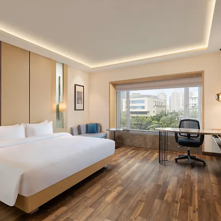 Radisson Goregaon Hotel 4*