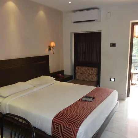 New Bengal Hotel 3*