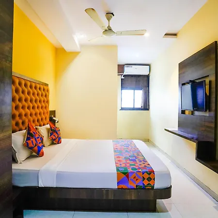 Via New Silver Elite Hotel
