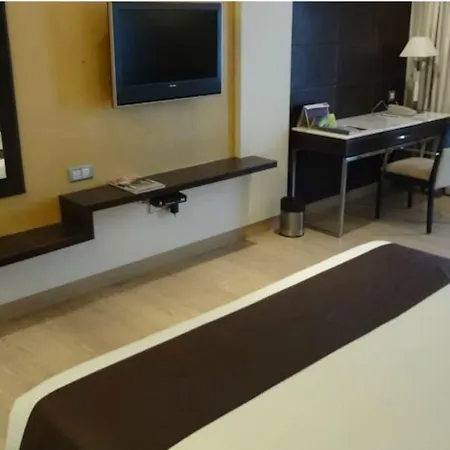 Mirage Hotel, International Airport Hotel Mumbai