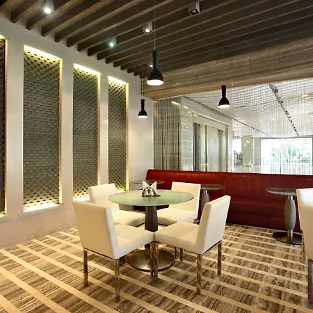 Hotel Mirage Hotel, International Airport