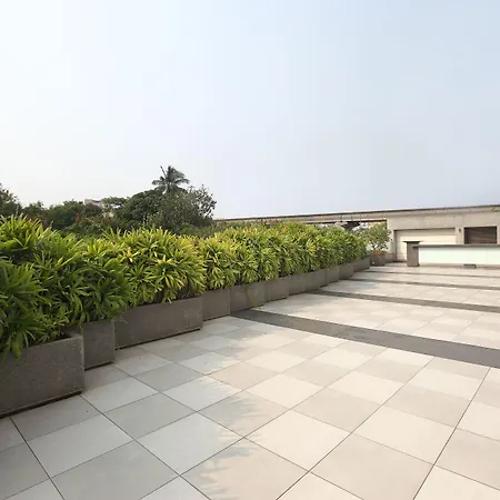 Hotel Mirage Hotel, International Airport