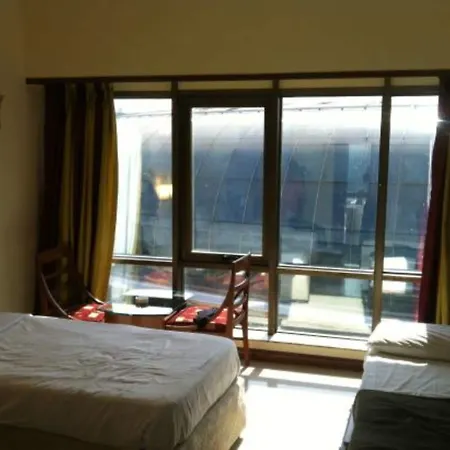 Airport International Hotel 3*