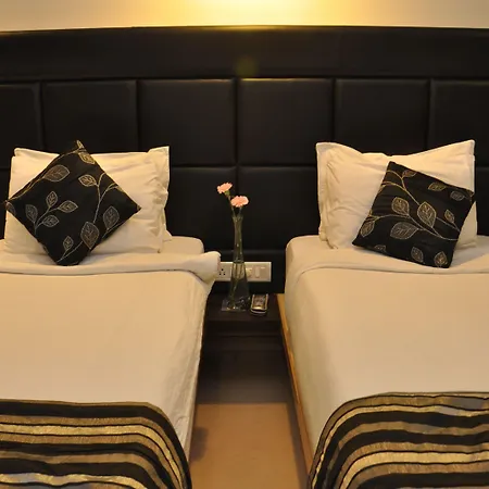 The Oriental Residency Hotel 3*