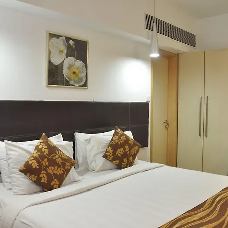 The Oriental Residency Hotel 3*