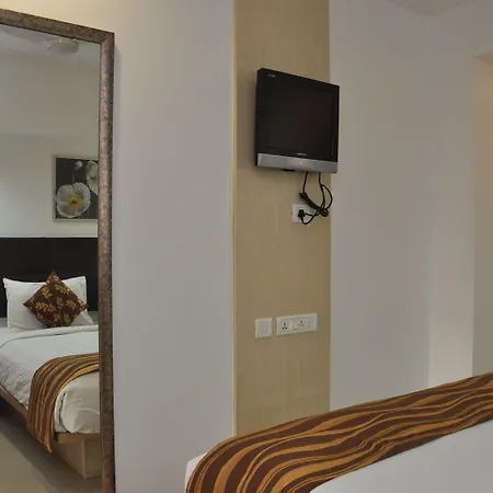 The Oriental Residency Hotel 3*