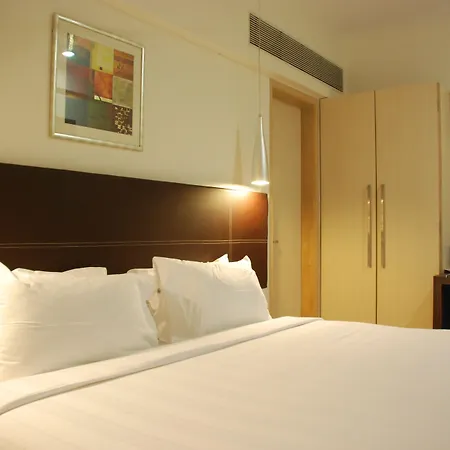 Hotel The Oriental Residency