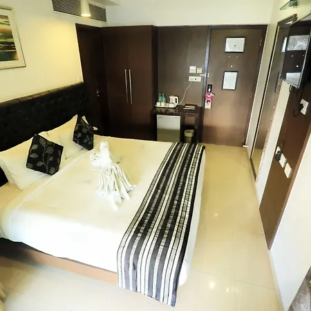 Hotel The Oriental Residency 3*