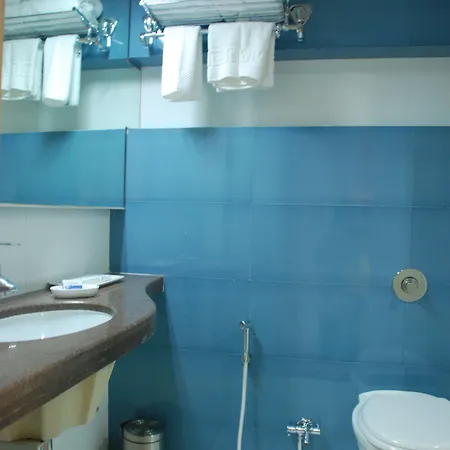 The Oriental Residency Hotel 3*