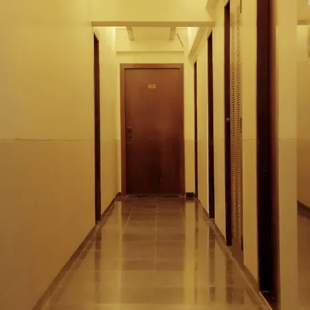Kings International Juhu 3* Mumbai