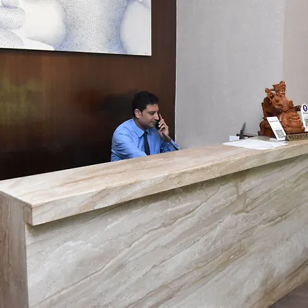 Kings International Juhu 3*