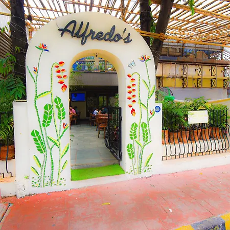 Kings International Juhu Hotel 3*