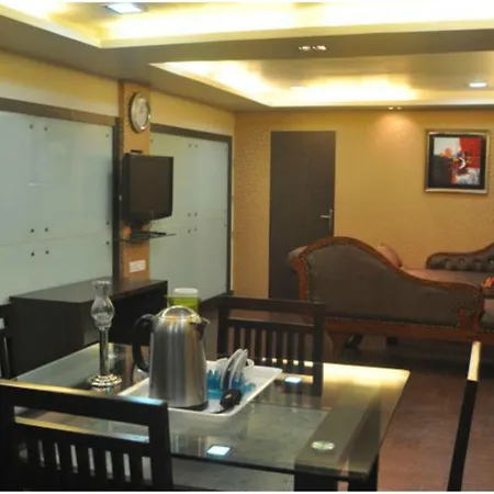Hotel Metro Palace Bandra 3*