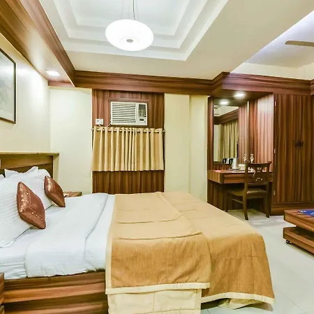 Metro Palace Bandra Hotel