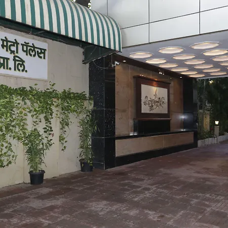 Metro Palace Bandra Mumbai
