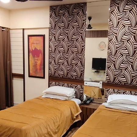 Metro Palace Bandra Mumbai