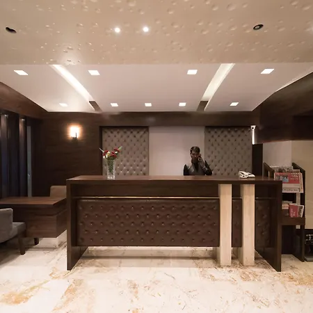 Hotel Le Grande - International Airport 3*