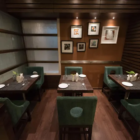 Le Grande - International Airport Hotel Mumbai