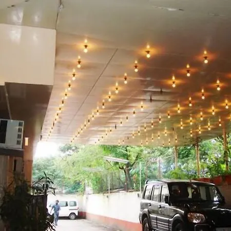 Treebo Trend Host Hotel